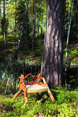 DIY Pine Branch Chair